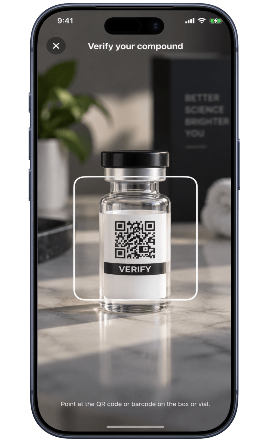 Peptade Verify screen: the camera framed on the QR code of a vial, to file its certificate of analysis